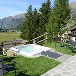 Hotel La Madonnina Del Gran Paradiso Wellness 4*