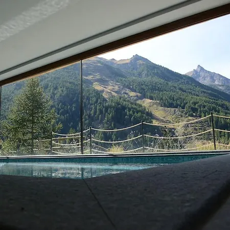 La Madonnina Del Gran Paradiso Wellness Конье