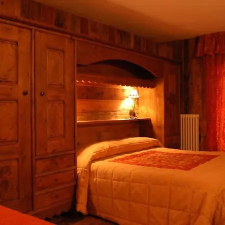 Hotel La Madonnina Del Gran Paradiso Wellness 4*
