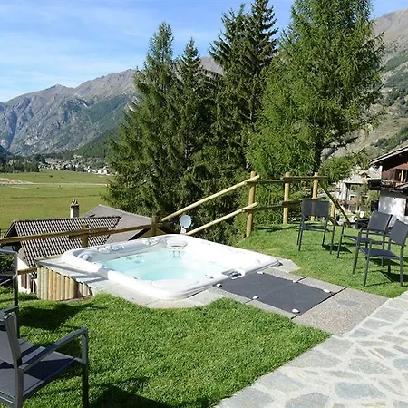 Hotel La Madonnina Del Gran Paradiso Wellness 4*