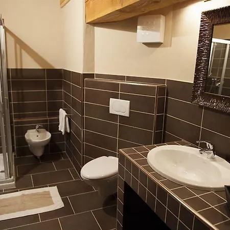 La Madonnina Del Gran Paradiso Wellness Otel