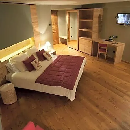 La Madonnina Del Gran Paradiso Wellness 4*