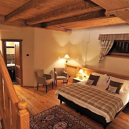 La Madonnina Del Gran Paradiso Wellness 4*