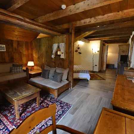 La Madonnina Del Gran Paradiso Wellness מלון קונייה